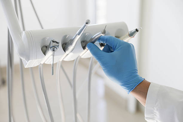 Professional Emergency Dentist technician working in Portsmouth city County, VA